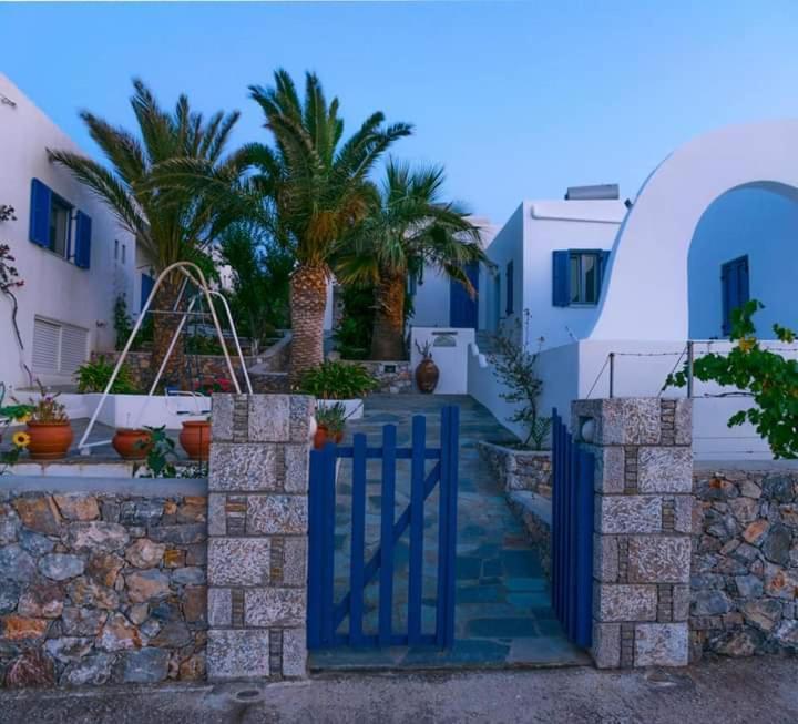 Anna'S Place Rooms Irakleia  Exterior photo