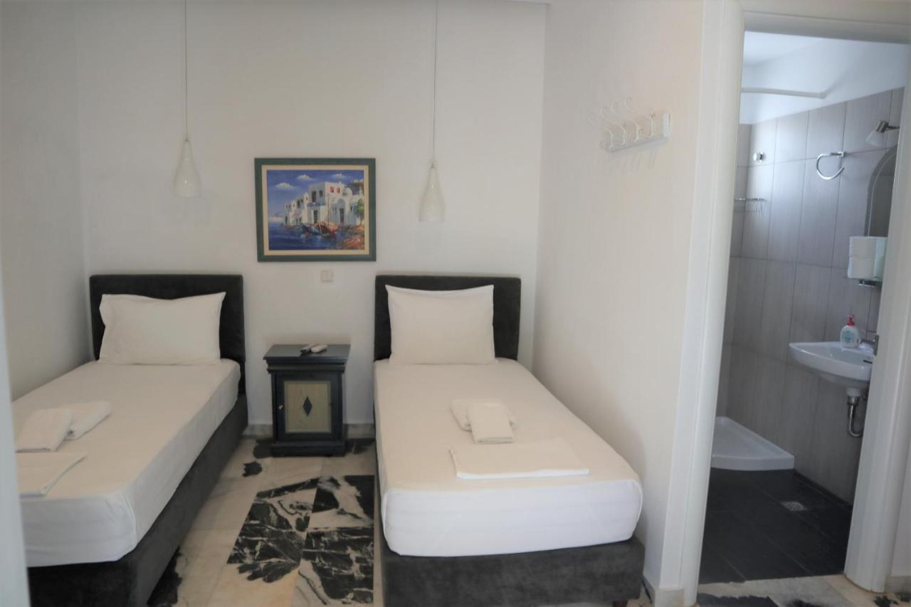 Anna'S Place Rooms Irakleia  Exterior photo