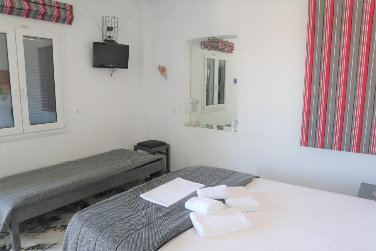 Anna'S Place Rooms Irakleia  Exterior photo