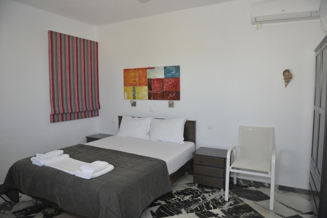 Anna'S Place Rooms Irakleia  Exterior photo